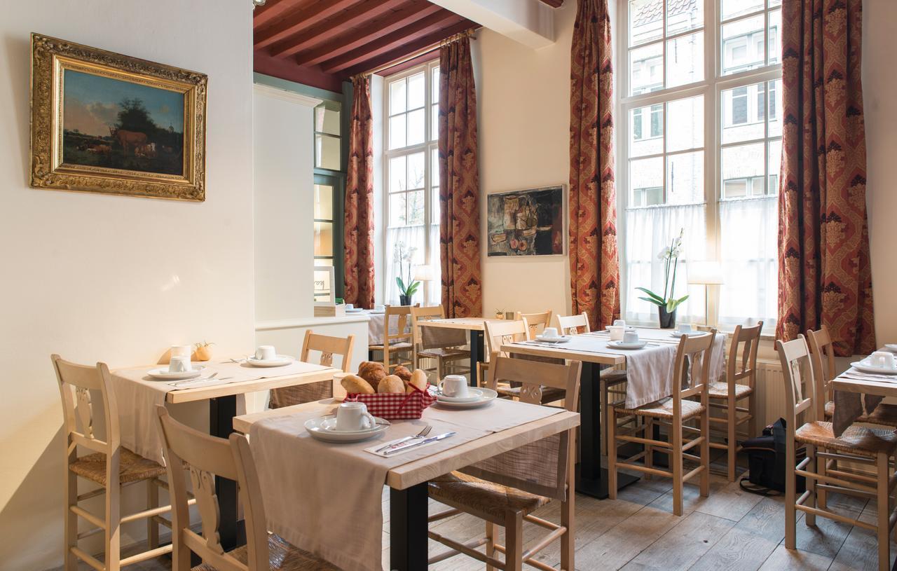 Adornes Hotel